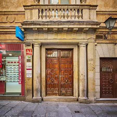 3 Plaza Mayor -prior 5 - At By Victoria * Salamanque